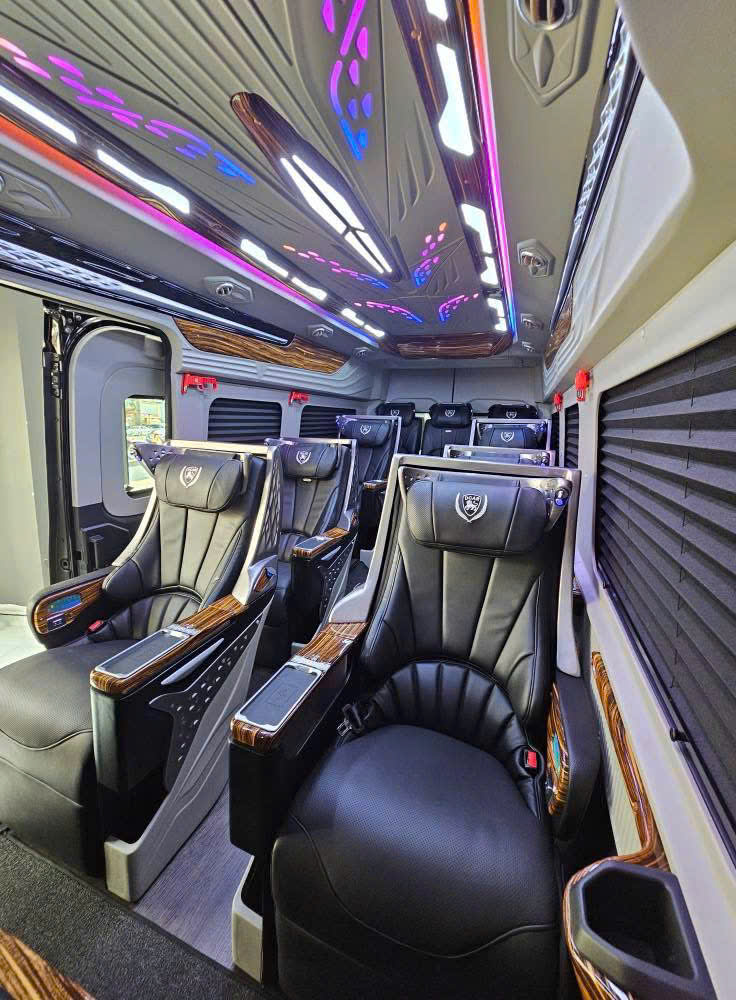 Chi Phí Thuê Xe Limousine Từ HCM Đi Khách Sạn Sheraton Nha Trang