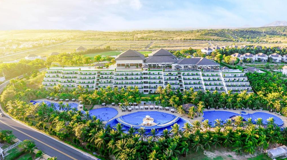Dịch Vụ Thuê Xe Limousine Du Lịch Đi Sea Links Beach Hotel