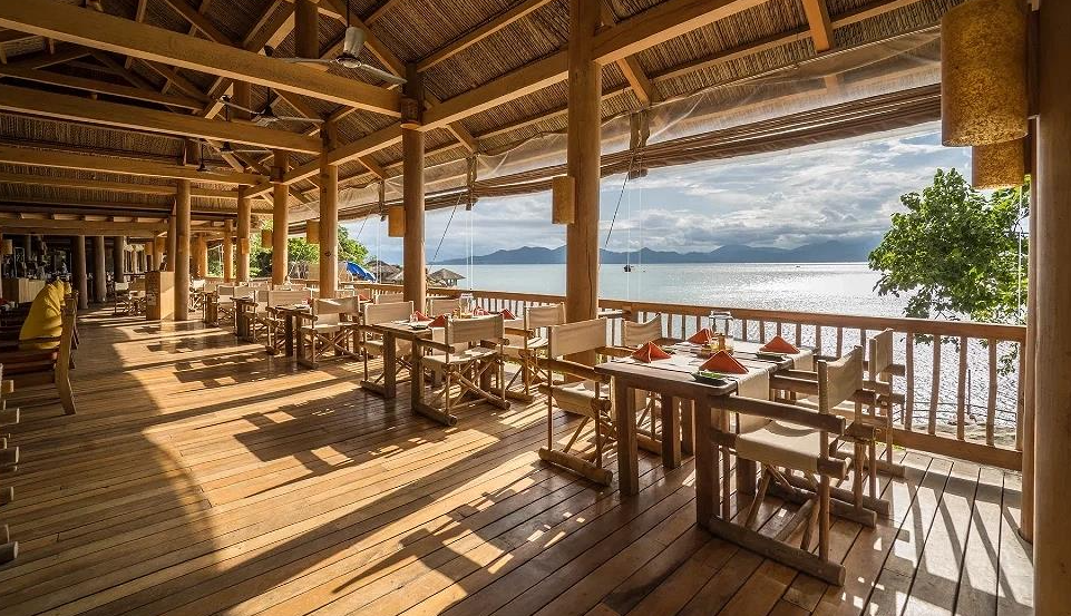Giá Thuê Xe Limousine Đi Six Senses Nha Trang Là Bao Nhiêu? 