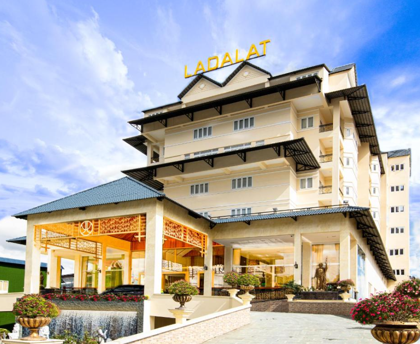 Hành Trình Limousine Tại Ladalat Hotel Và Dịch Vụ Đa Dạng Của ASM Car Rental
