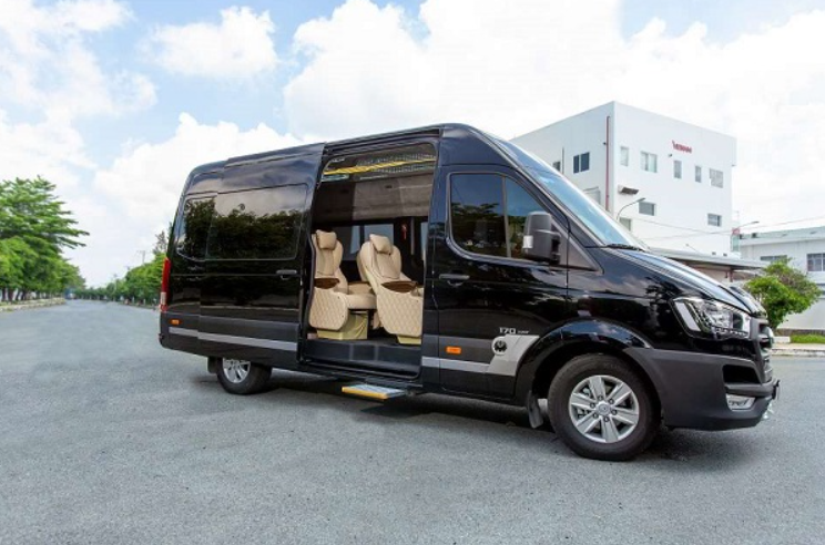Tận Hưởng Dịch Vụ Đỉnh Cao Tại Novaworld Phan Thiết Với Xe Limousine Du Lịch