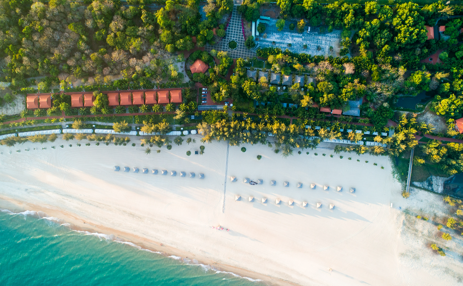 Tận Hưởng Kỳ Nghỉ Đẳng Cấp Tại Terracotta Resort & Spa Phan Thiết Với Xe Limousine Du Lịch
