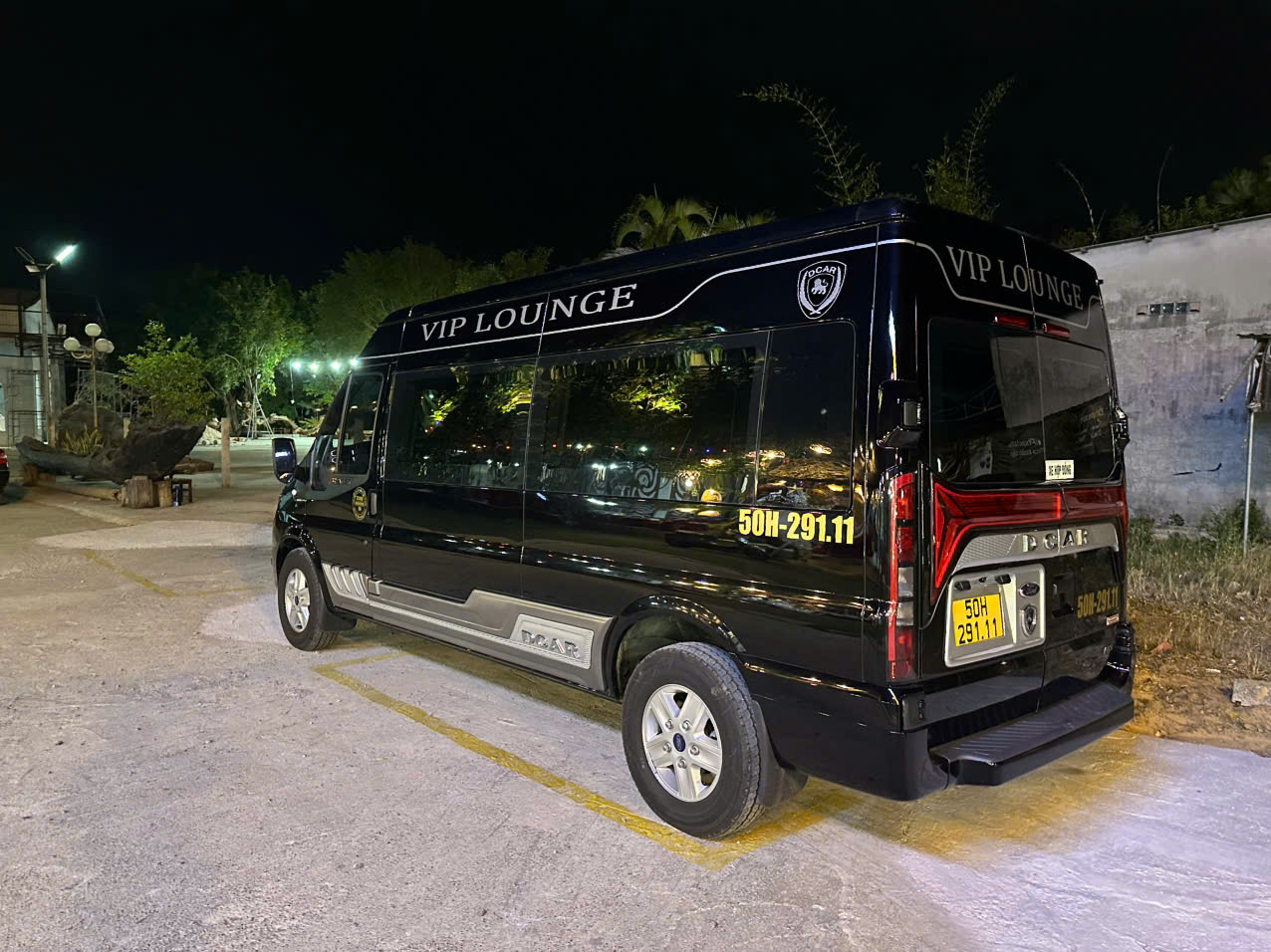 Limousine Chạy Đêm: Đơn vị nào cung cấp dịch vụ Đảm bảo An toàn tuyệt đối cho Lãnh đạo KCN?