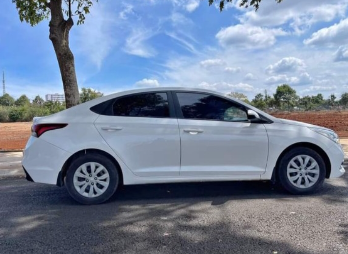 Thuê Xe Carnival Đưa Đón Sân Bay Cho KCN – Phục Vụ CEO, Nhà Đầu Tư