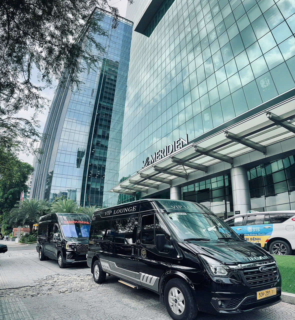 Dịch Vụ Limousine Đón Đầu Nhu Cầu Di Chuyển Đến Sân Bay Quốc Tế Long Thành