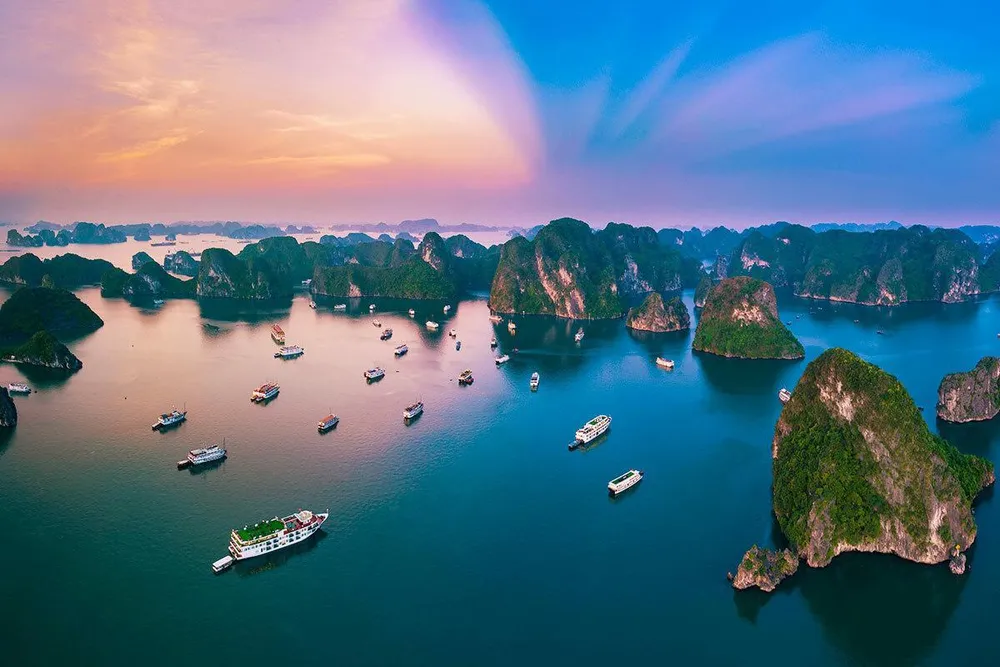 Đi Hạ Long Trong Ngày Không Lo Mệt Mỏi Nhờ Dịch Vụ Xe Limousine Đưa Đón Tận Nơi